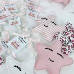 Bomboniera Stella con Fiocchetto in Tulle. Stella Portachiavi in tessuto.