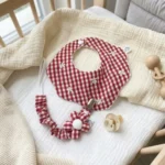 bavaglino smerlato a petalo neonata